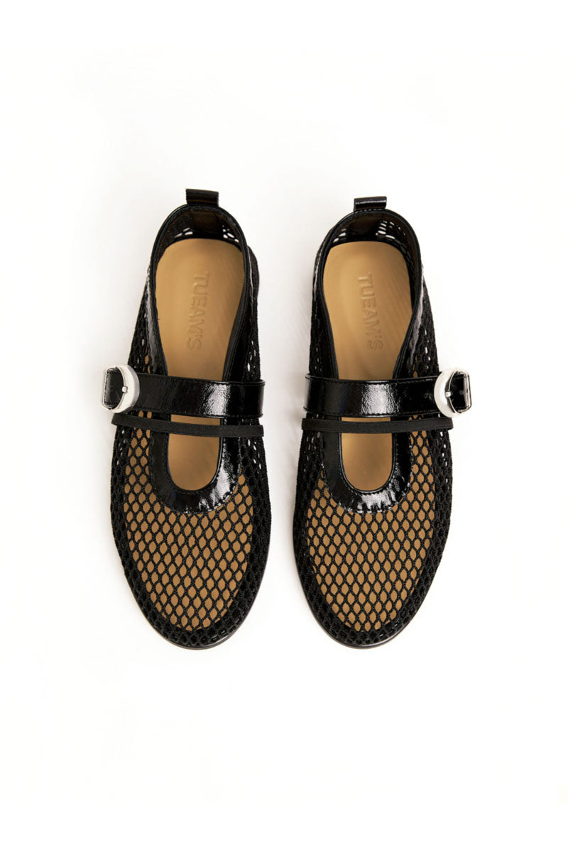 TUEAM'S Seanlly ballet flats in fishnet material, showcasing stylish slip-on flats with a delicate fishnet design.