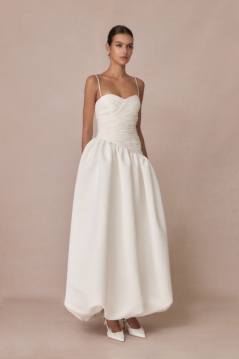 BALLOON WHITE MAXI DRESS - CULT MIA