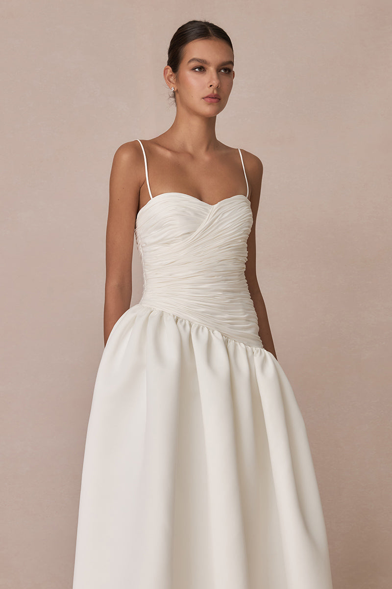 BALLOON WHITE MAXI DRESS - CULT MIA