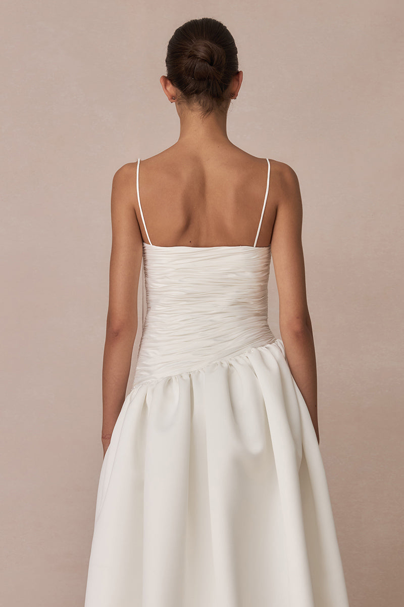 BALLOON WHITE MAXI DRESS - CULT MIA