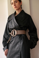 ISIDORA MALVA Belen belt in taupe leather with a sleek design, featuring a simple buckle and smooth finish.
