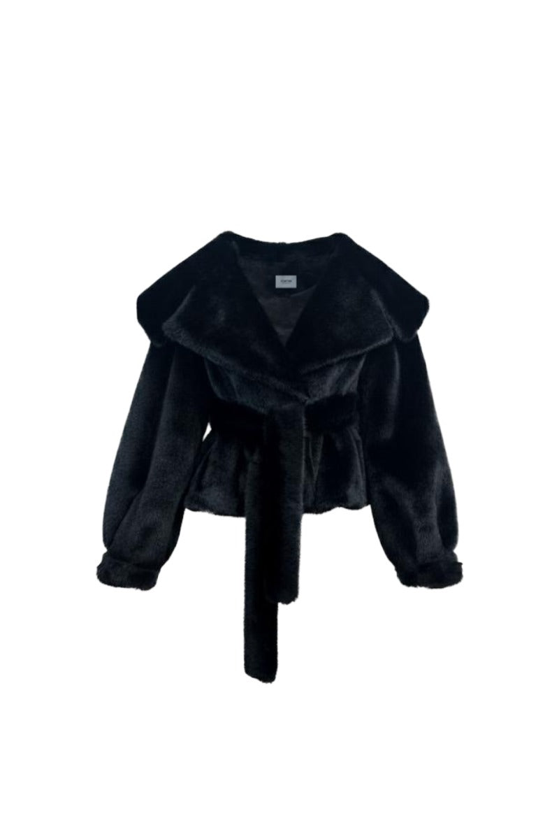 جاكيت أسود من الفرو الصناعي، من ماركة أولد موني