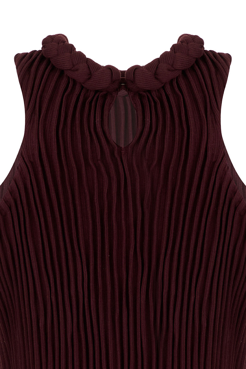Wine red braided furrows top by MAZ Manuela Álvarez, stylish shirt featuring intricate braided details and a comfortable fit.