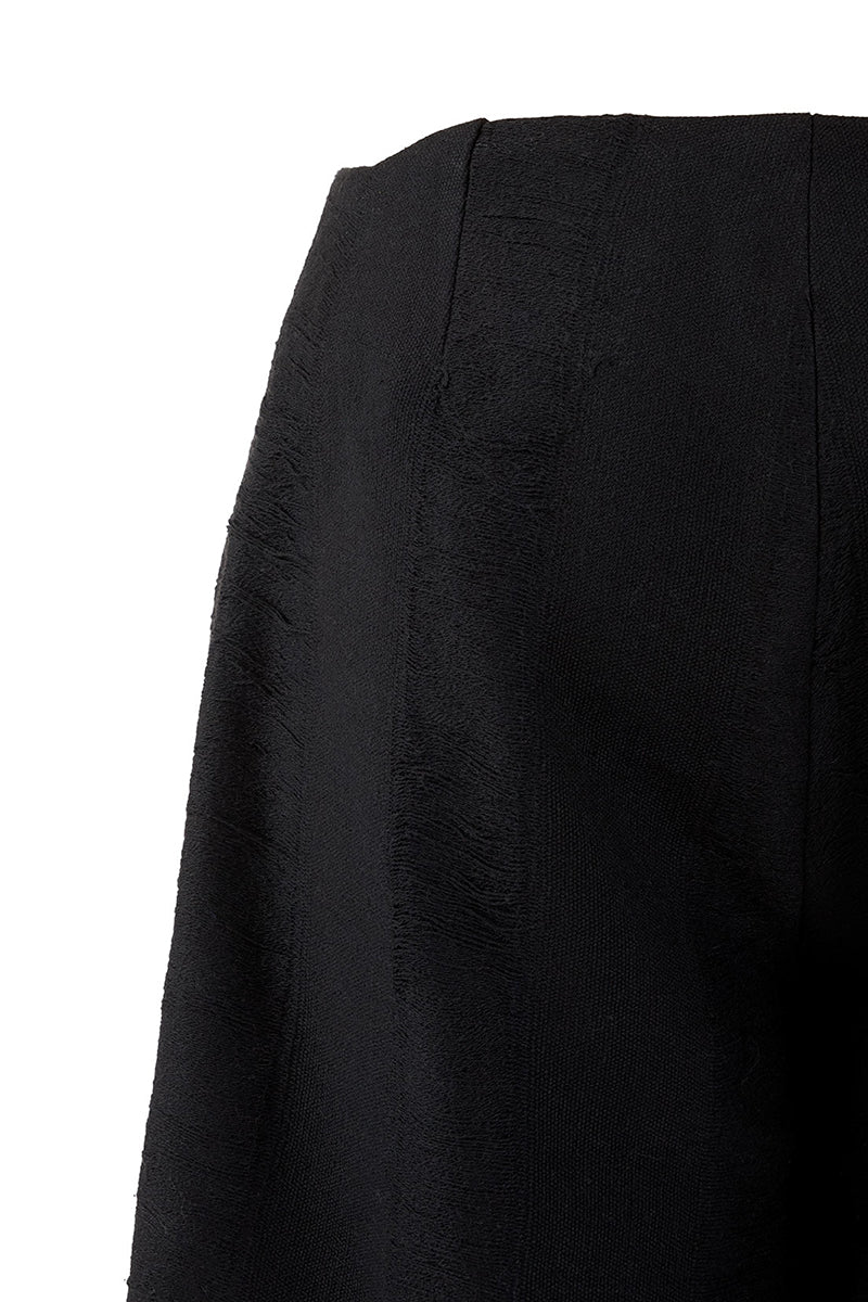 Black Bridge Weave blazer pants by MAZ Manuela Álvarez, featuring tailored fit and stylish woven fabric design.