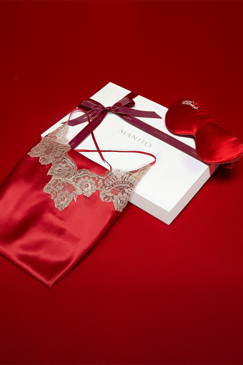 Manito wedding eye mask and nightgown gift box with elegant packaging, perfect for bridal gift sets and special occasions.