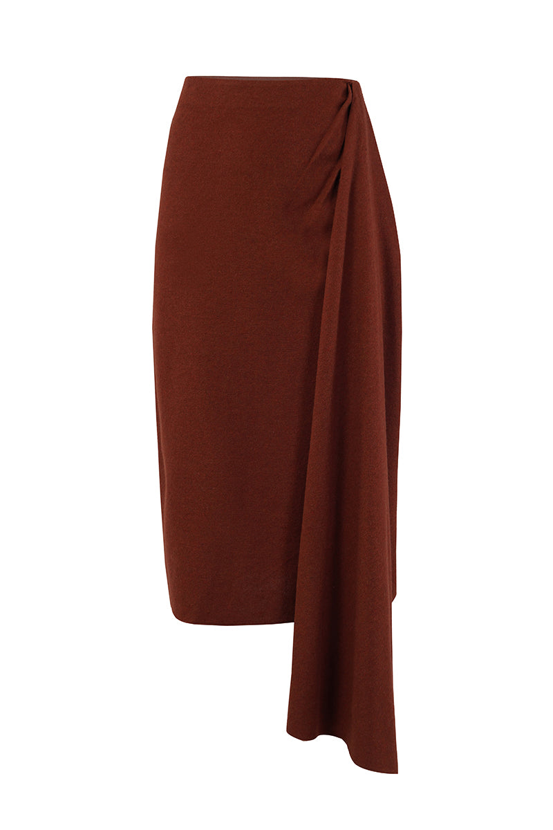 URA Leah midi skirt in stylish fabric, featuring a flattering silhouette and elegant design for versatile wear.