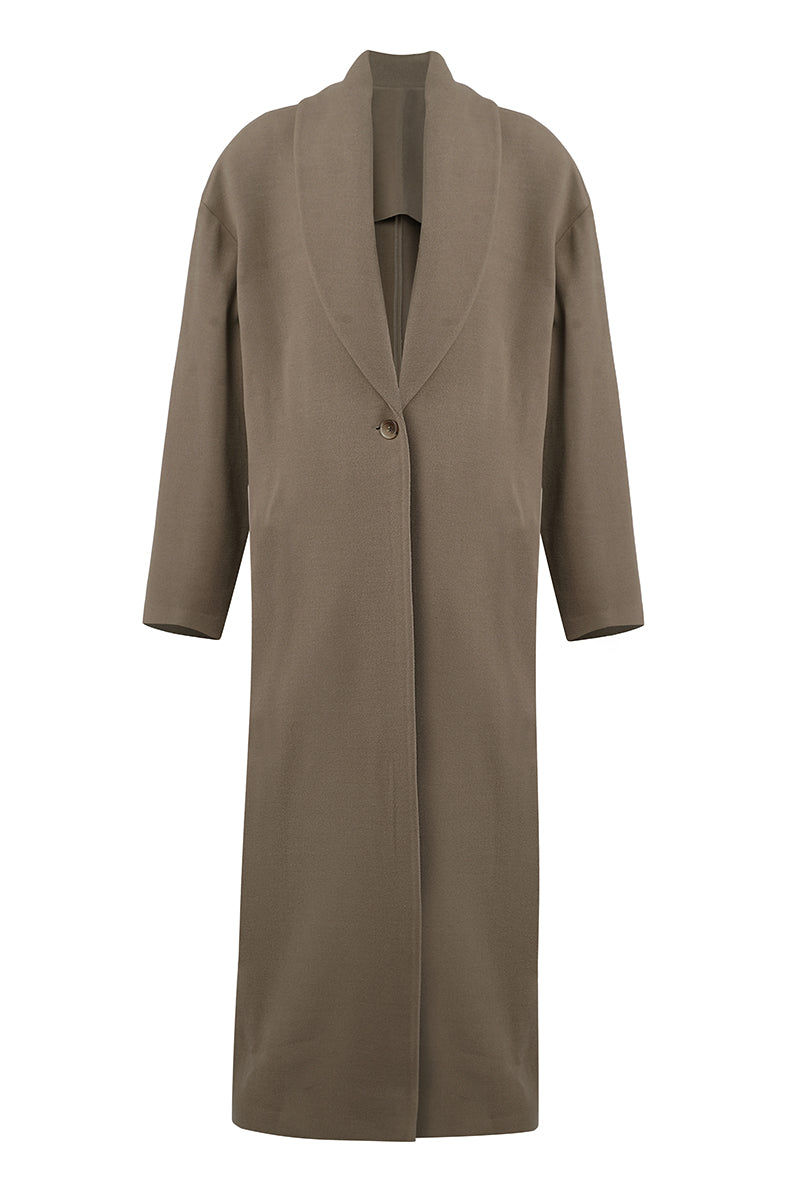 URA ISA coat, stylish modern outerwear with a tailored fit, shown in a neutral color on a mannequin.