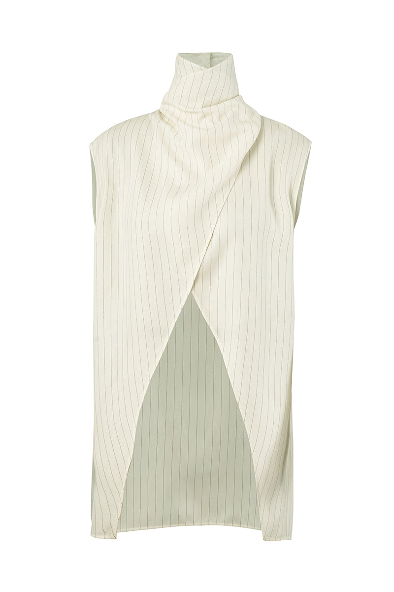 Off-white URA Laura top, stylish women’s blouse with a relaxed fit and subtle design details, perfect for casual or dressy occasions.