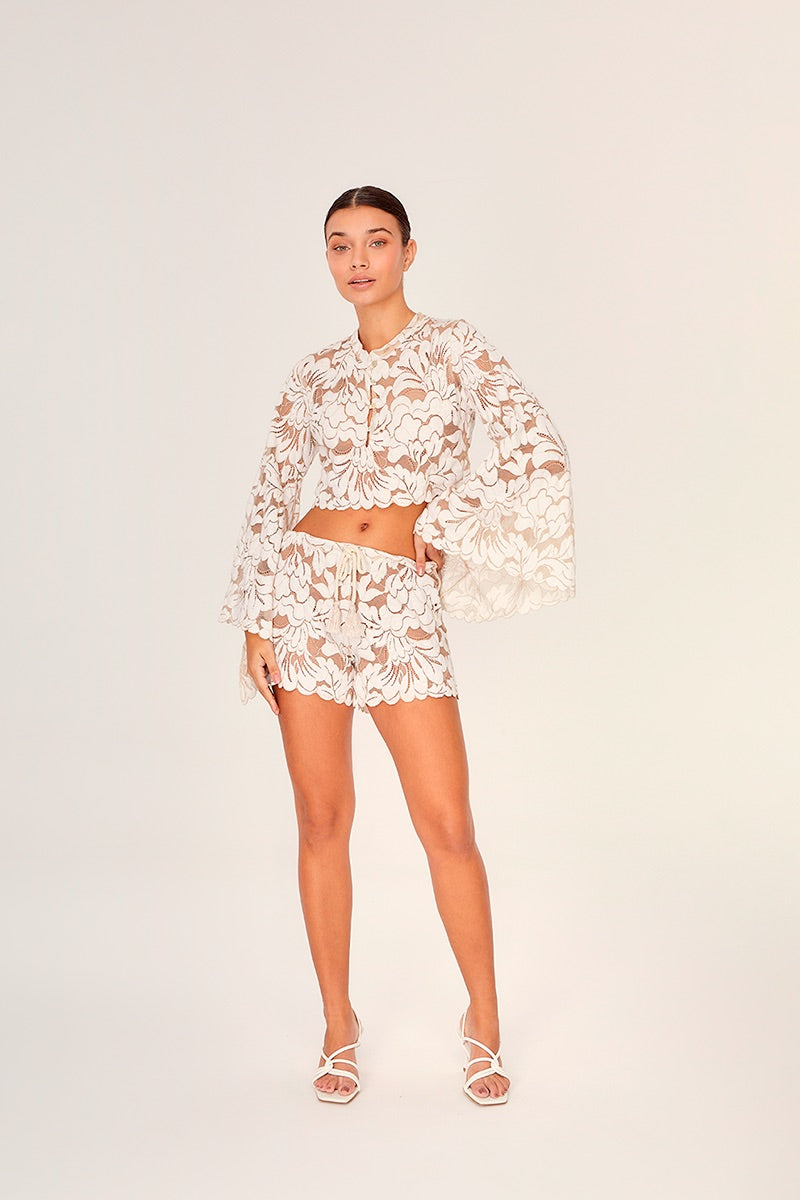 CREME SHORTS - CULT MIA