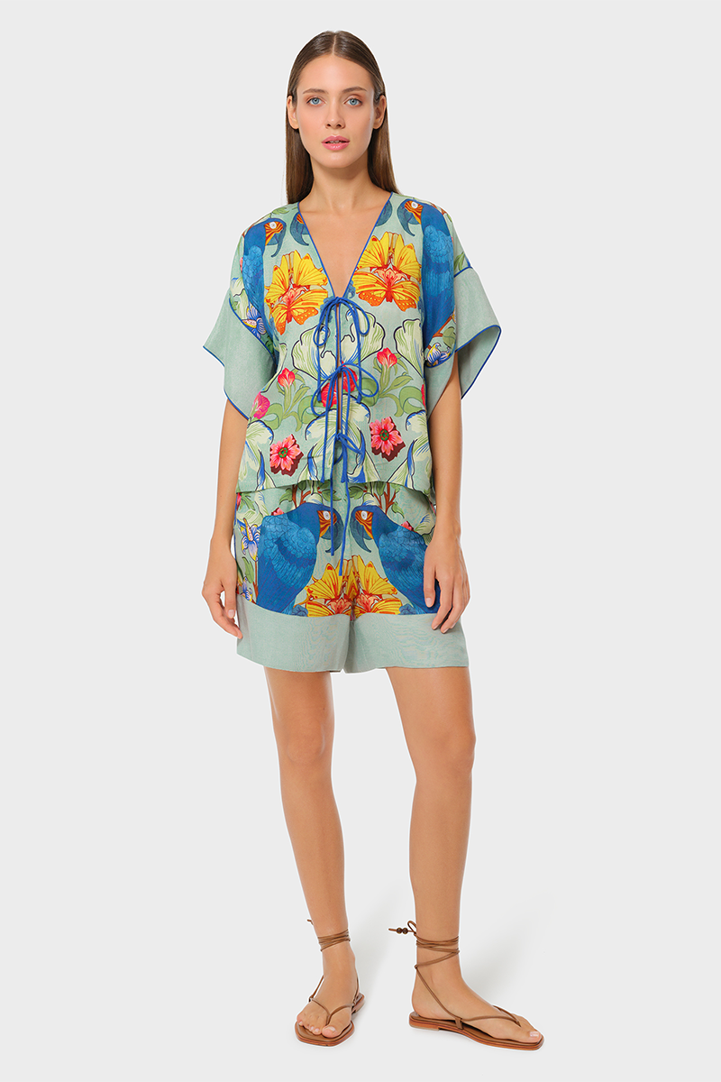 niLuu Carmen Shorts, stylish casual shorts with a relaxed fit, shown in a comfortable lounge style.