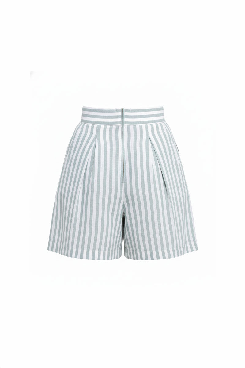 Maylé Vásquez Chispa Shorts in Summer Dreams featuring lightweight fabric and vibrant pattern, perfect for casual summer wear.