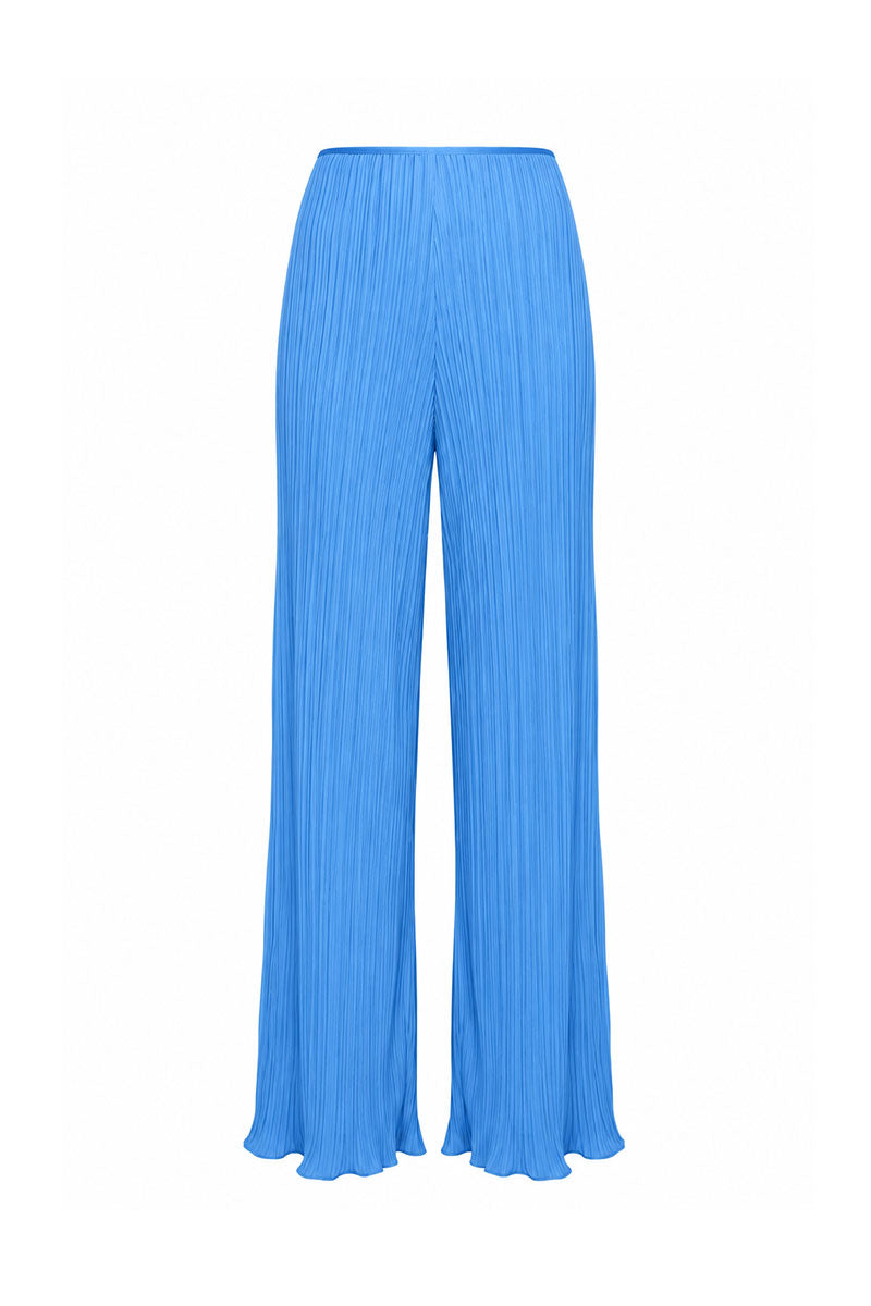 Maylé Vásquez Choza wide leg pants in ice blue, showing the relaxed fit and flowing fabric of the stylish women's pants.