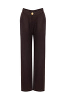 IKINITA moon pants in brown, stylish casual pants with a relaxed fit, shown on a model with a neutral background.