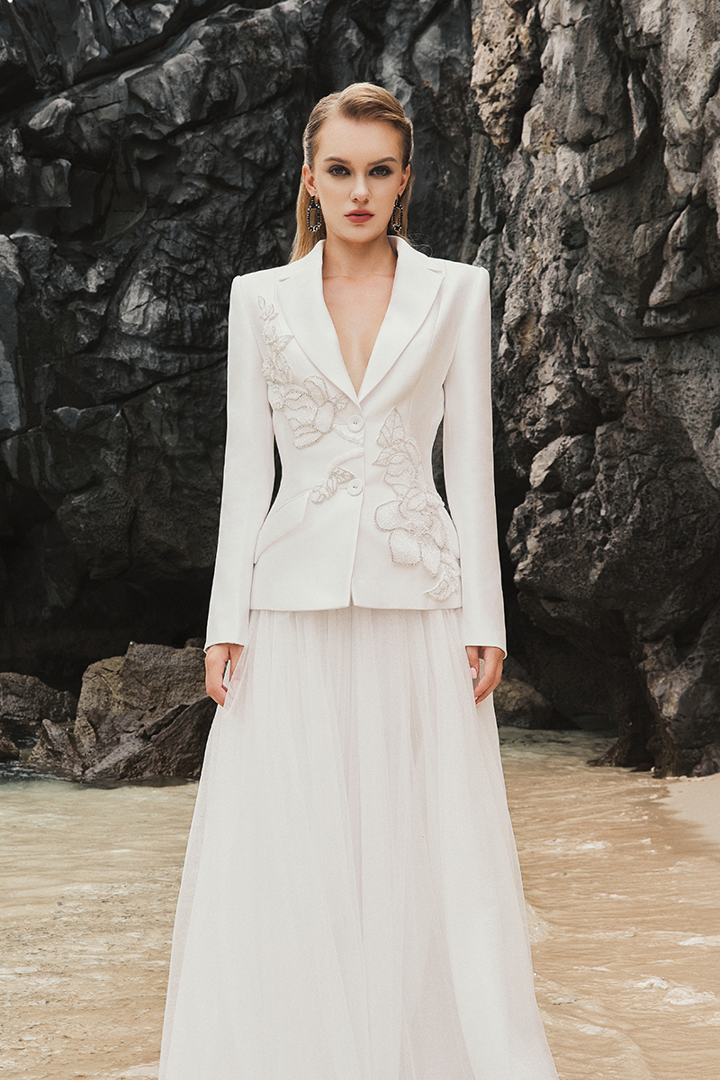 NOTCHED LAPEL FLORAL EMBELLISHED BLAZER AND A-LINE SKIRT - CULT MIA