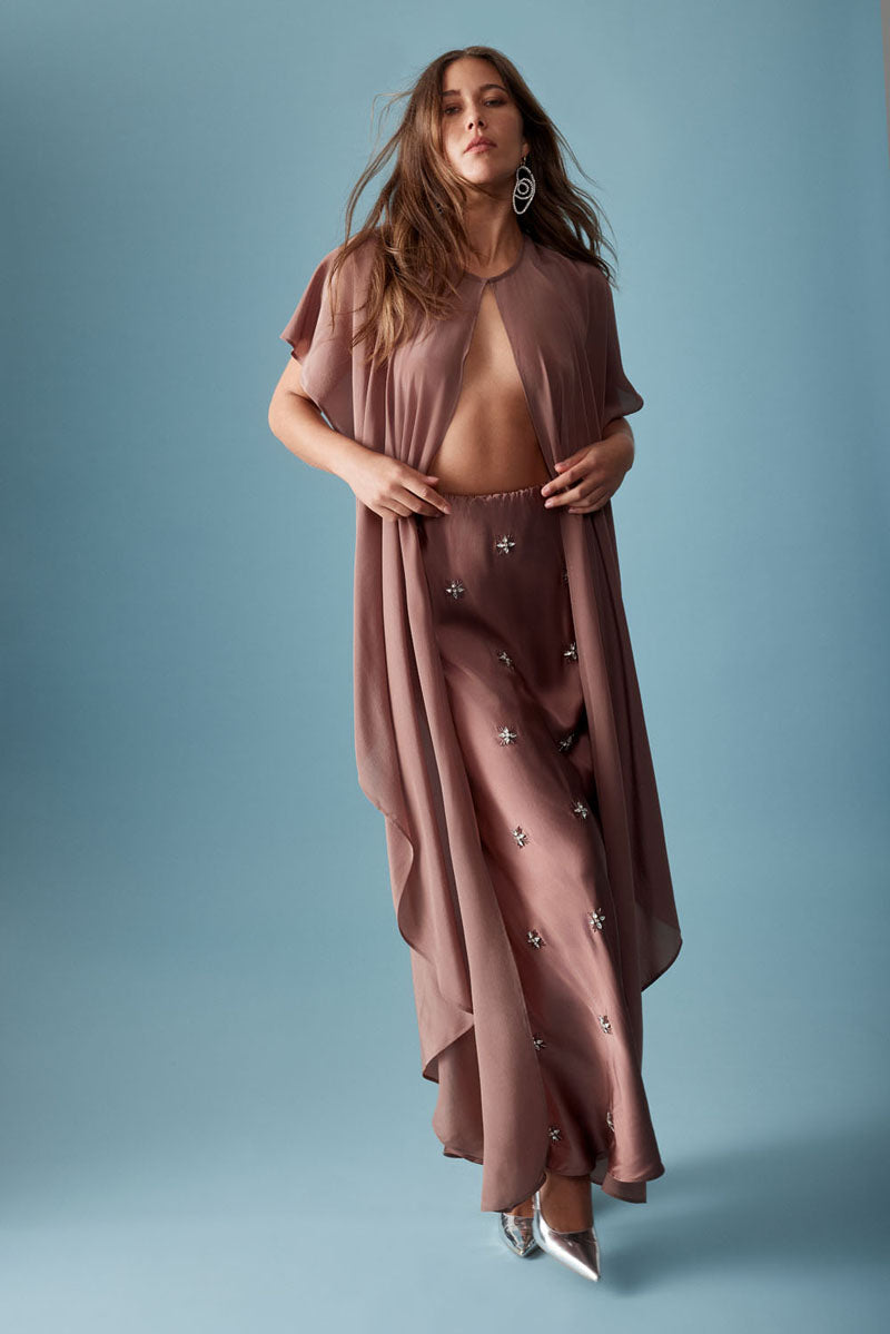 FIZA MOCHA Cape jacket by MASTANI featuring a stylish, cozy mocha-colored outerwear piece with a flowing cape design.