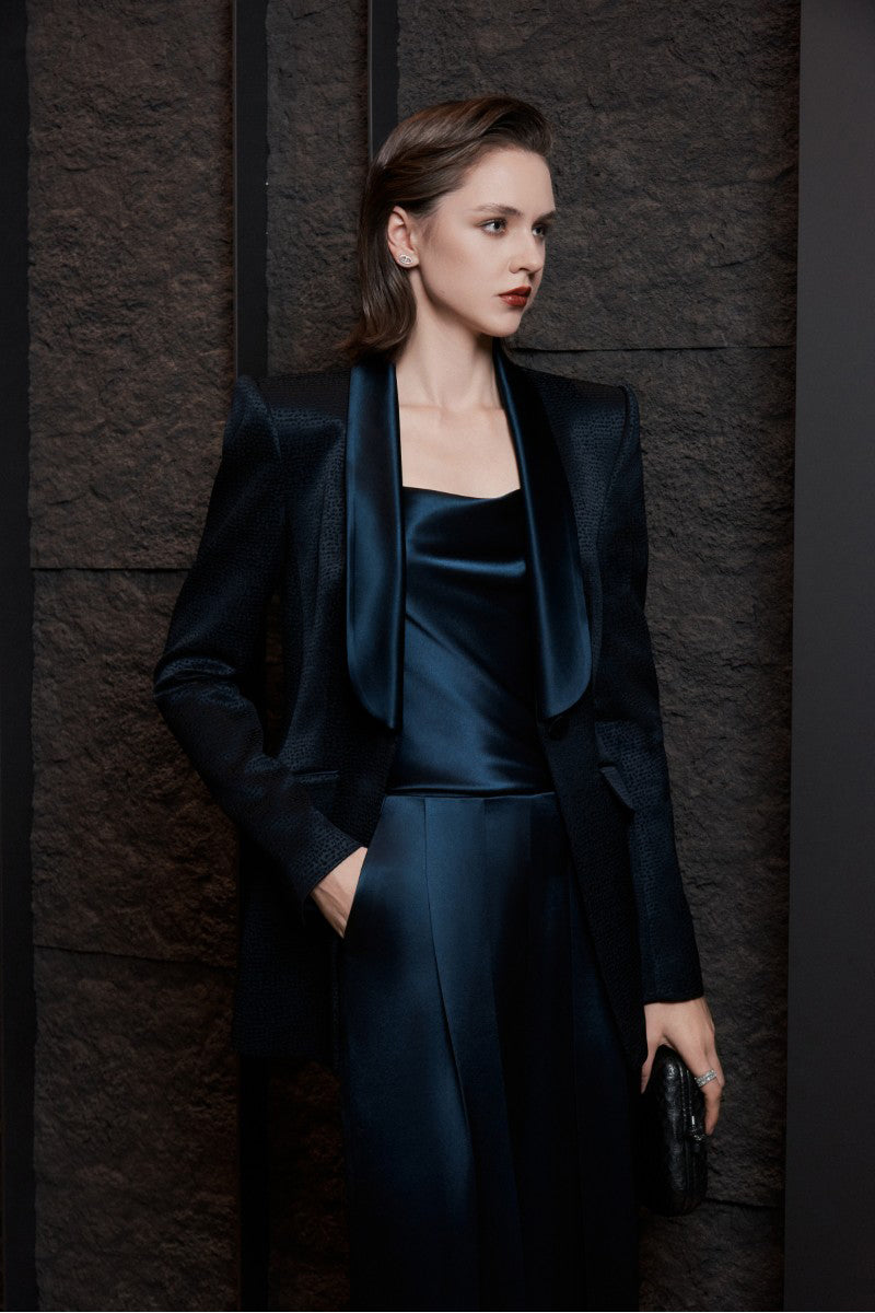 LEKIEU Lucca jacket in midnight blue, stylish outerwear with a tailored fit and smooth fabric, perfect for casual or dressy occasions.