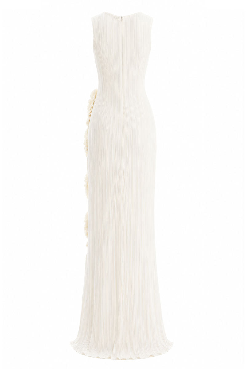 Off-white Costa Clara maxi dress by Maylé Vásquez with flowing fabric and elegant design, perfect for stylish summer wear.