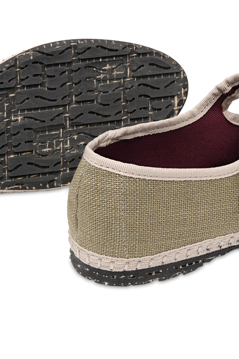 Green Flabelus Ishmael flats shoes with rounded toe and comfortable slip-on design, ideal for casual or everyday wear.