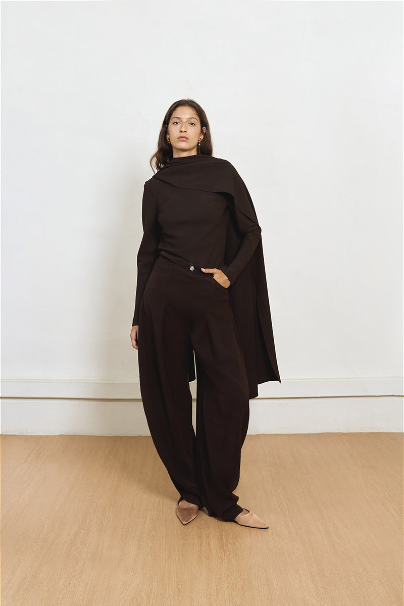 YASSMIN SALEH curve crepe pants in brown, front view showing tailored fit and smooth fabric for a stylish, comfortable look.
