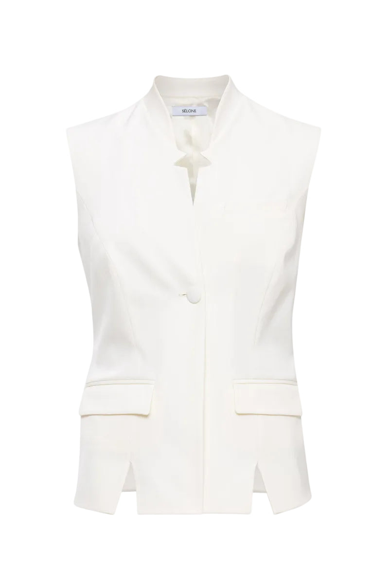 SÉLONE LORA tailored white vest displayed on a hanger, featuring a sleek fit and minimalist design.