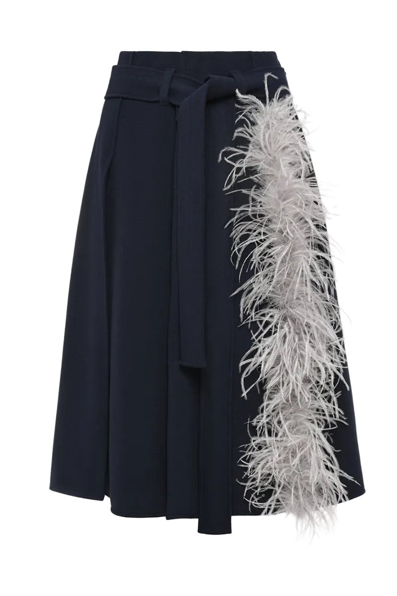 Lalo high waisted knitted midi skirt with gray textured fabric, showcasing a stylish, form-fitting design for a modern look.