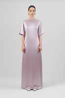 Izakova lavender maxi dress featuring a relaxed fit, short sleeves, and a flowing silhouette perfect for casual and summer wear.