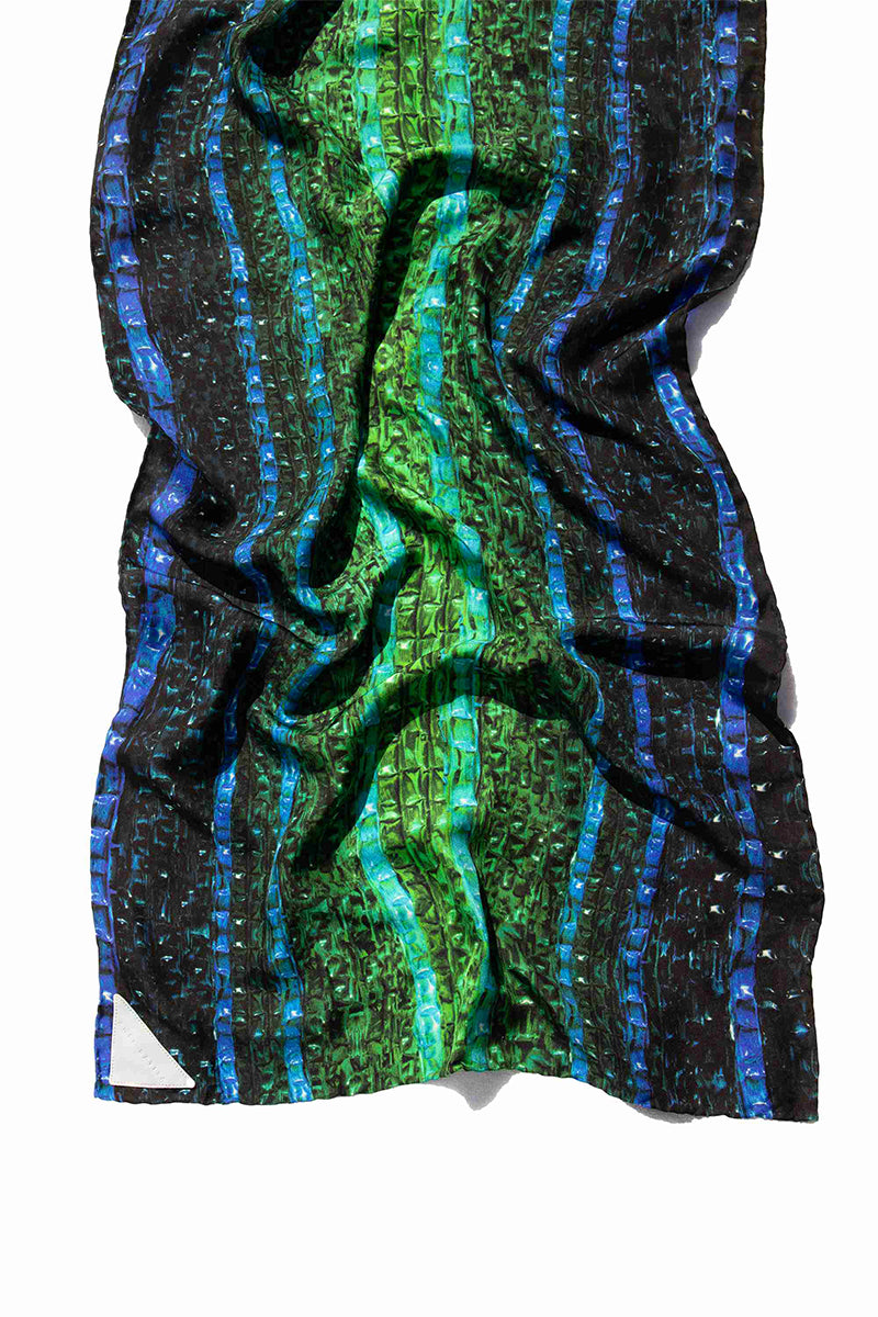 Amel Batita DARQ Brocot silk stole featuring intricate brocot pattern, luxurious scarf with elegant design and vibrant colors.