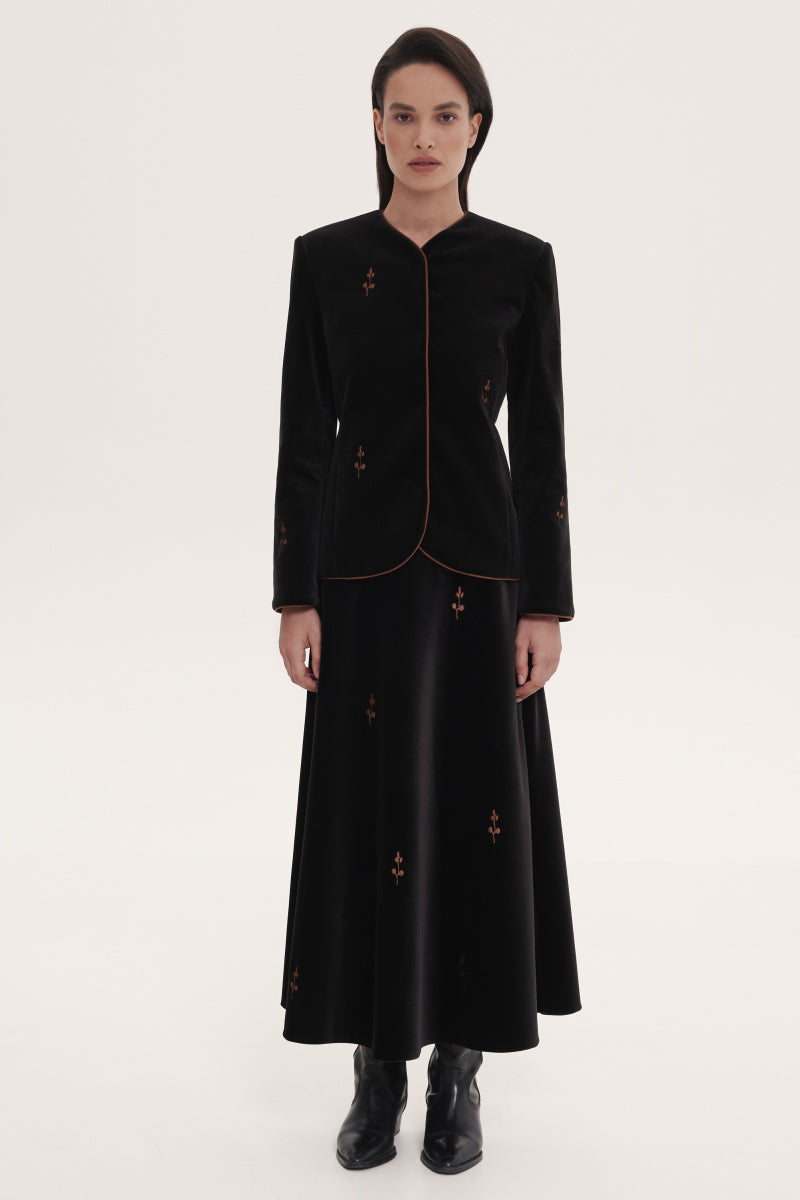 BLACK ROSE EMBROIDERED JACKET - CULT MIA