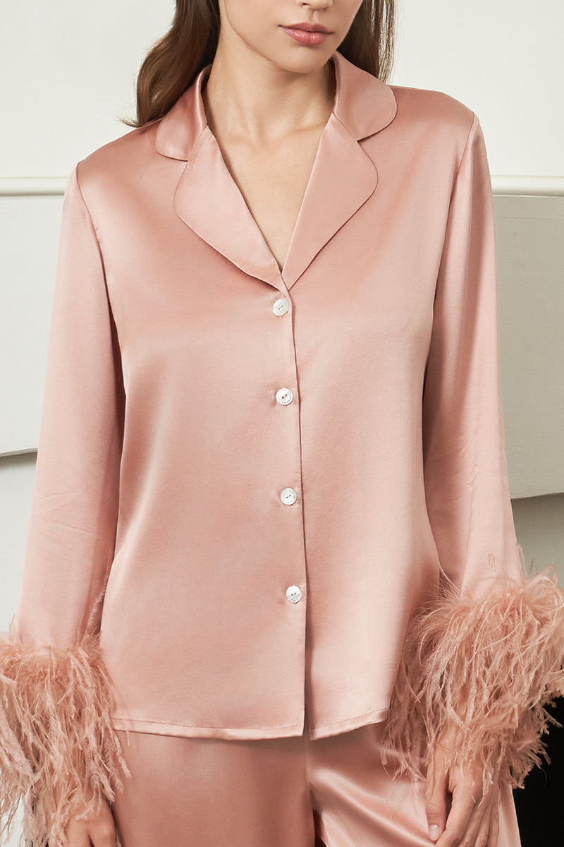 Manito DIVA women's feather pajama set in coral, featuring soft fabric and feather details, perfect for comfortable sleepwear.