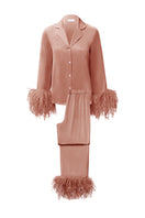 Manito Diva women's feather pajama set in coral, soft and comfortable sleepwear with feather details, perfect for relaxing nights.