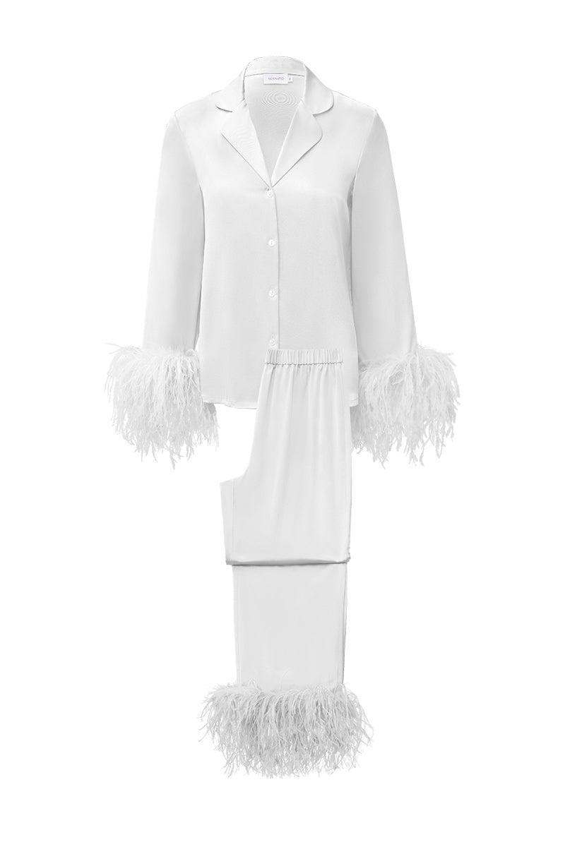 White feather-patterned women's pajama set by MANITO featuring comfortable, stylish sleepwear for relaxation and bedtime comfort.