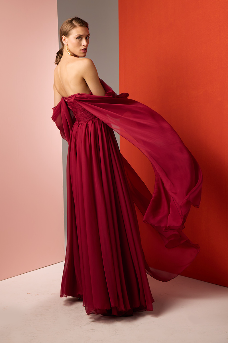 Joanna Andraos STRAPLESS GOWN IN RED | Cult Mia Joanna Andraos STRAPLESS GOWN IN RED | Cult Mia