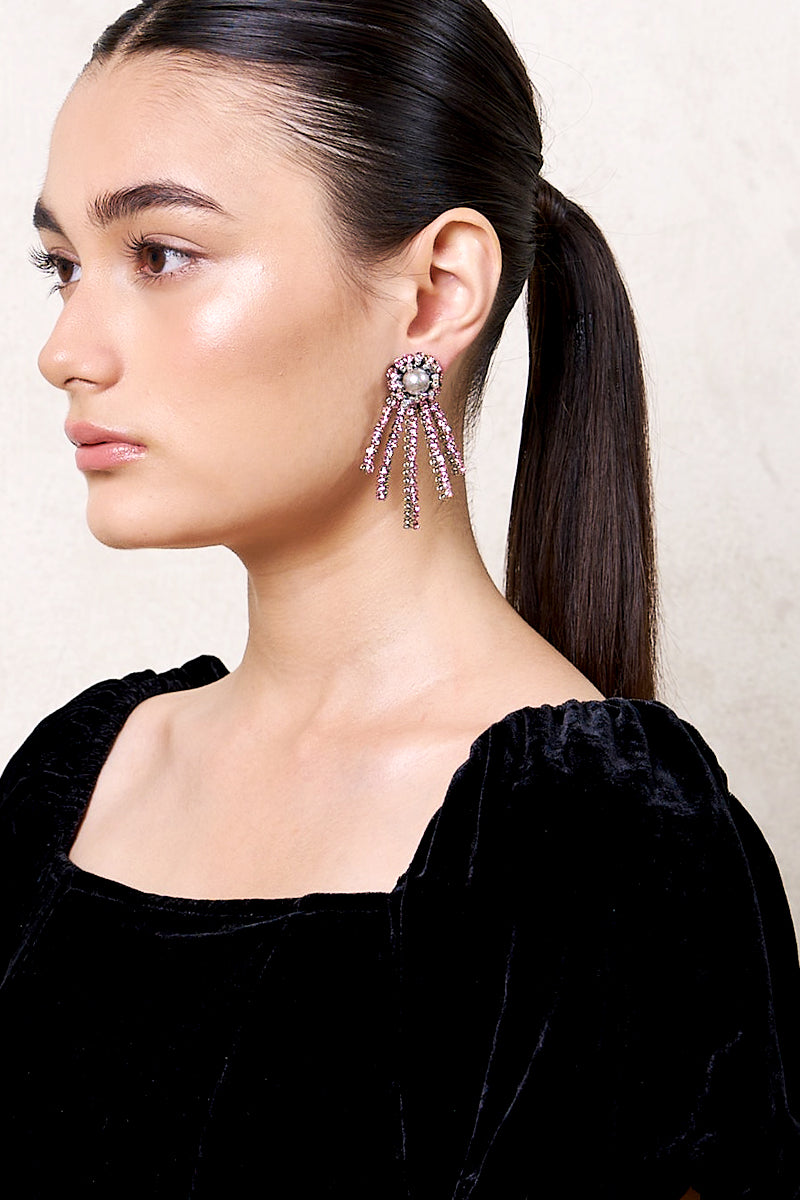 Aidan & Ice FOGLIA earrings featuring delicate leaf-shaped design in gold with intricate detailing.