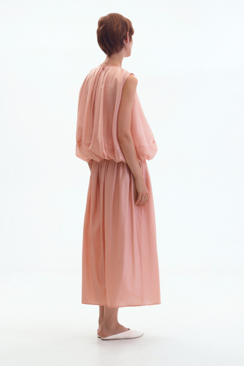 Dusky pink balloon top by ELENAREVA, featuring a stylish, puffed sleeve design and a fitted silhouette.