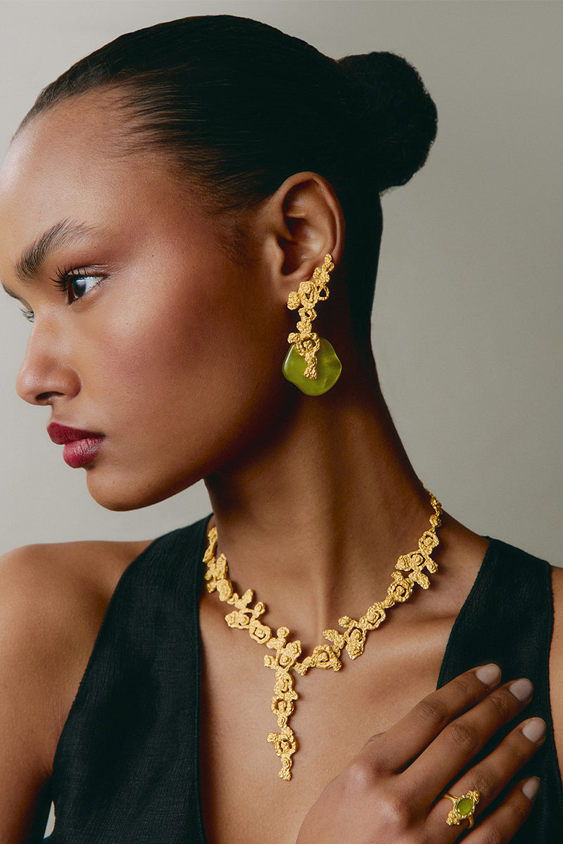 GOLD RIVERSTONE NECKLACE - CULT MIA