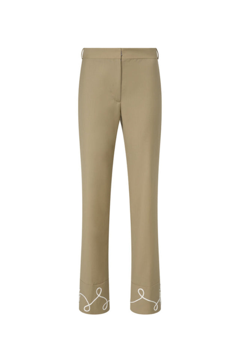 Beige Señorita LARA pants, stylish and comfortable, featuring a tailored fit and classic design for versatile wear.