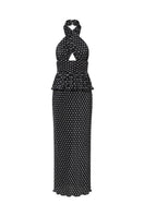 Señorita Sofia black maxi dress with flowing fabric and sleeveless design, perfect for elegant summer outfits.