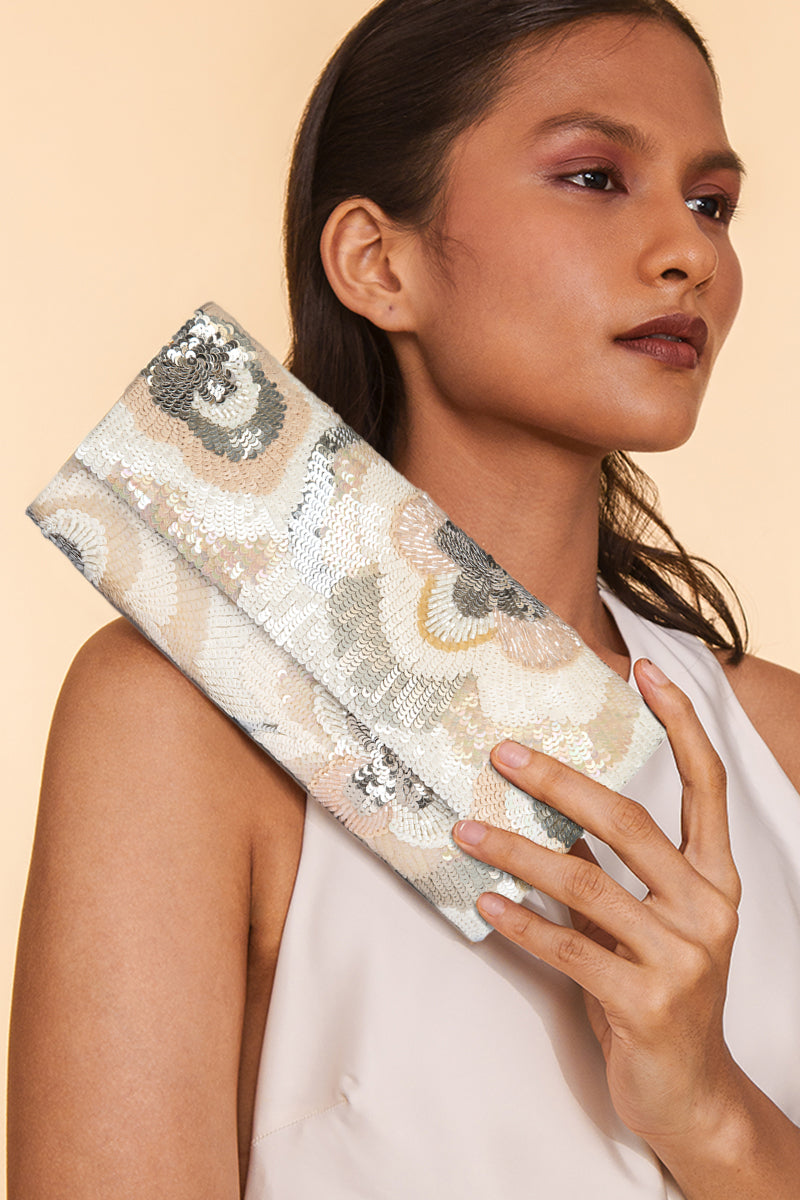CIRA CLUTCH IN IVORY - CULT MIA