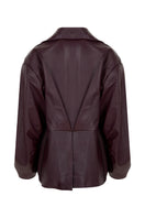 Maz Manuela Álvarez Furrows leather blazer in wine red, showcasing tailored fit and smooth leather texture.