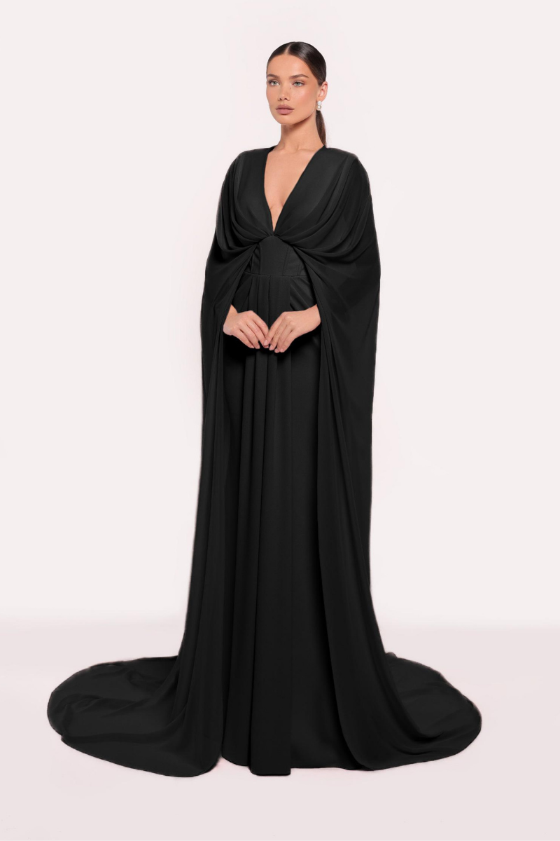 GAMIE DRESS IN BLACK - CULT MIA