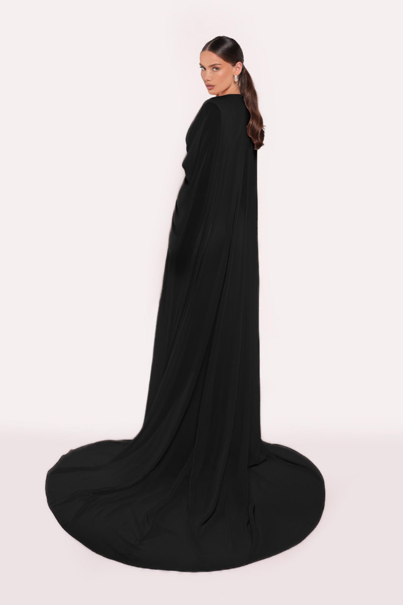 GAMIE DRESS IN BLACK - CULT MIA