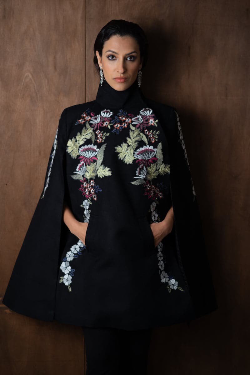 GAIA BLACK WISTERIA CAPE - CULT MIA