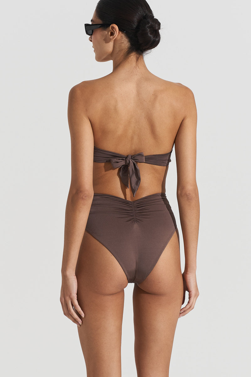 Seaquelle Heliotop and Haven bikini bottoms in Nougat, showing the stylish beige swimwear with sleek design and comfortable fit.