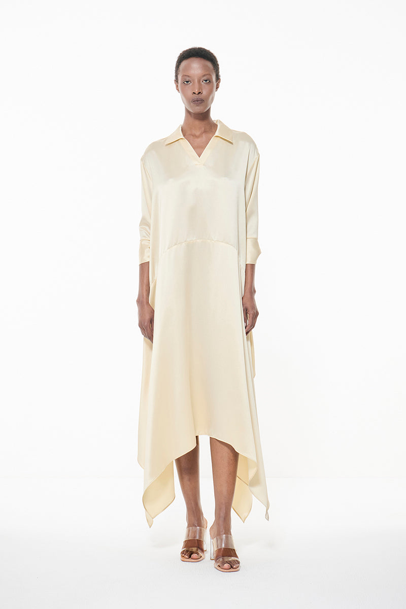 HANDKERCHIEF HEM KAFTAN IN OFF WHITE