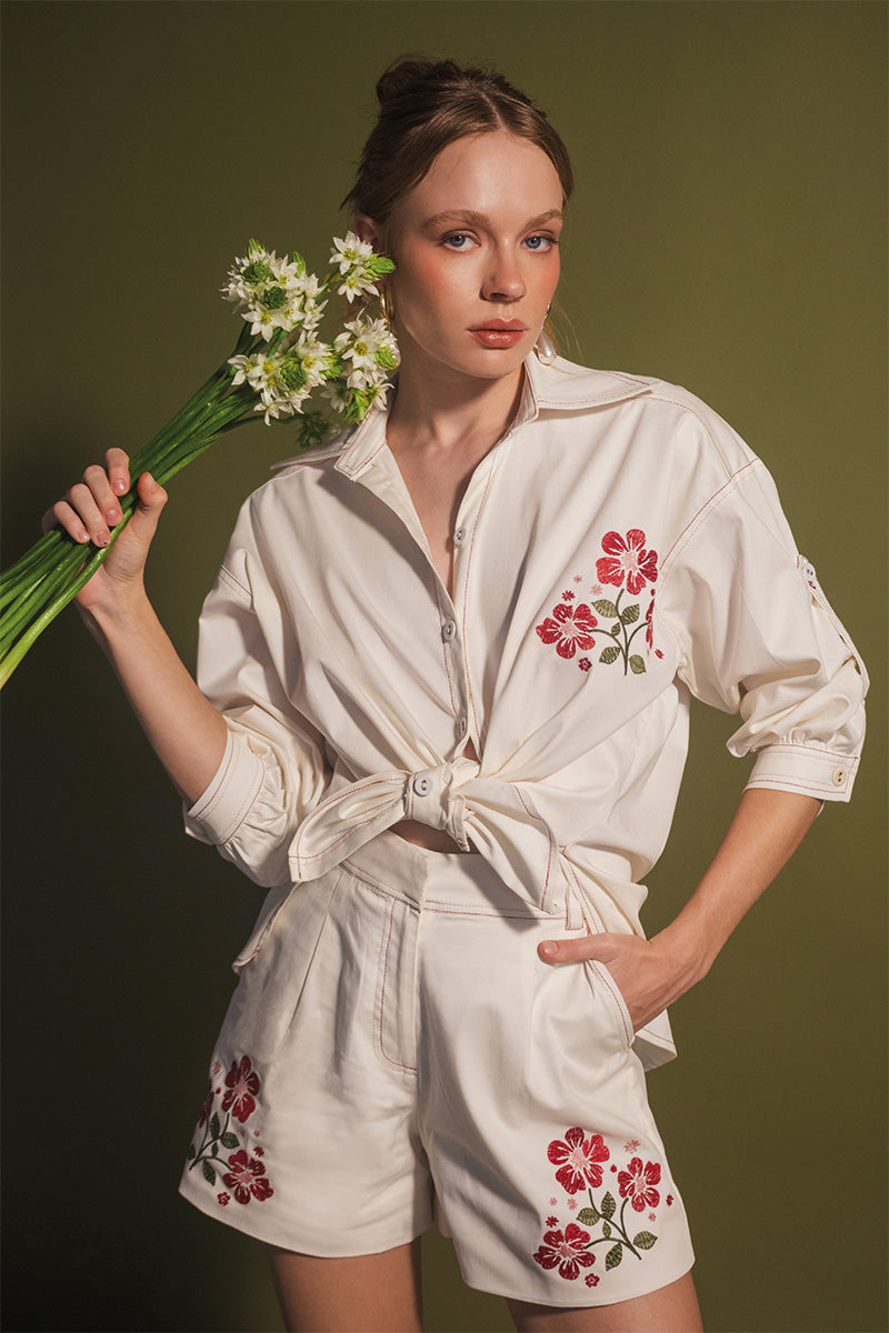 Estefania Honey Rose shorts displayed on a model, featuring a stylish, lightweight summer design with a relaxed fit.
