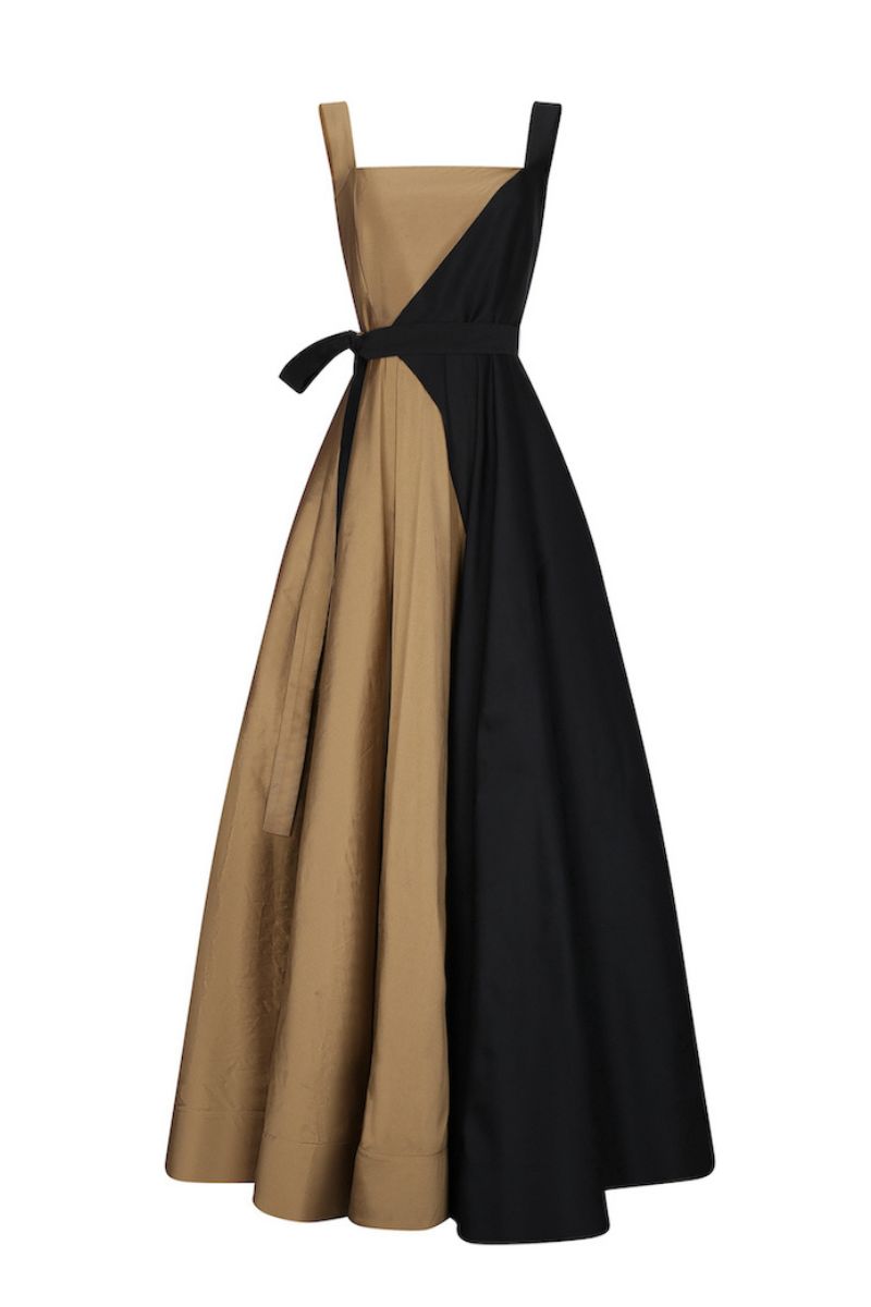 HUARI LADY OF THE NIGHT IN GOLD AND BLACK