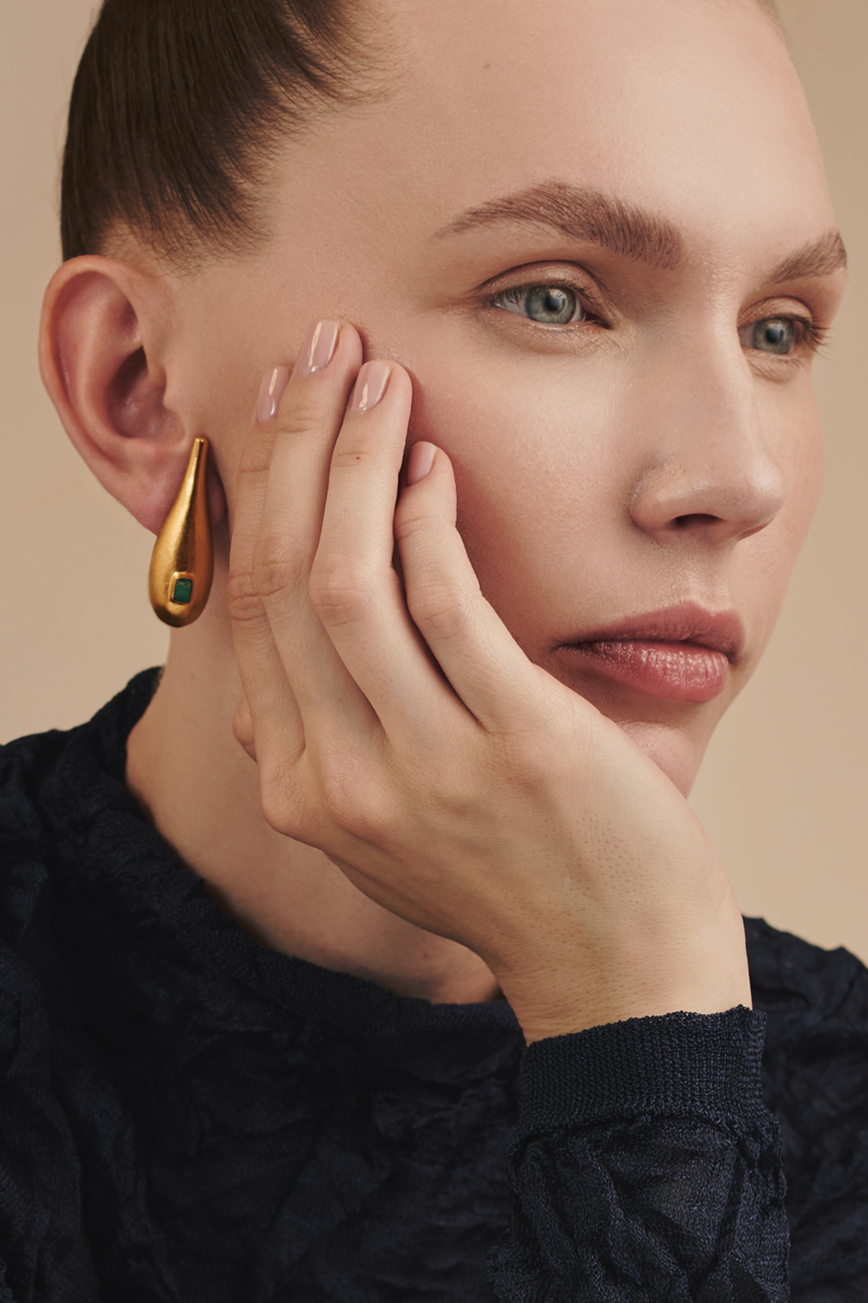 Gold Hudson Drop Tears Earrings by Fenomena featuring teardrop-shaped dangle design on sleek gold hooks.