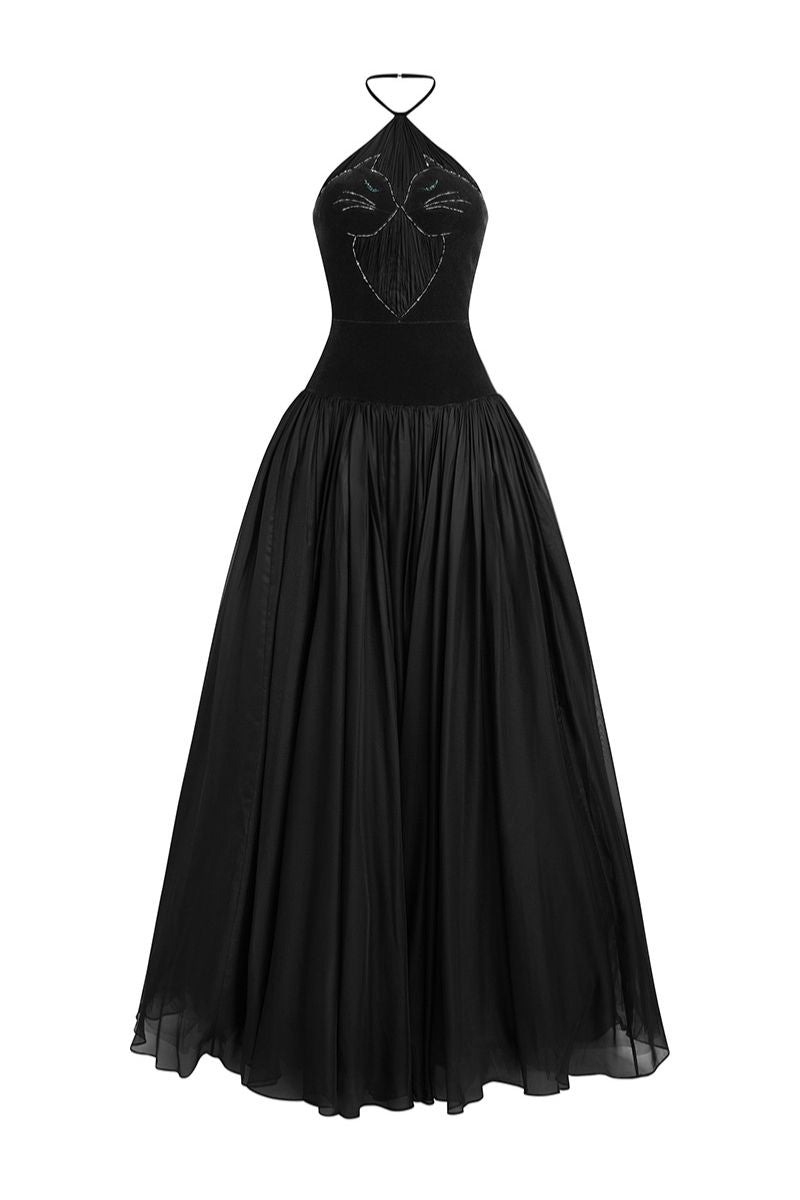 Le Thanh Hoa obsidian charm A-line gown featuring elegant fabric and intricate design, perfect for formal occasions.