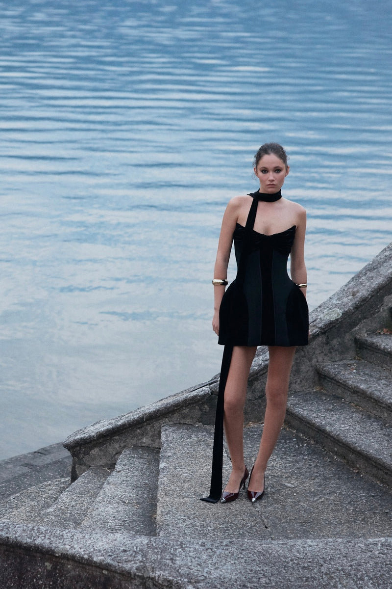 SELENE DRESS IN BLACK | CULT MIA
