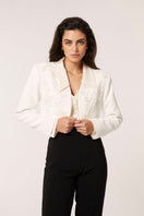 Señorita Maria blazer in white, tailored women's jacket with structured fit and classic lapel, stylish for professional or casual wear.